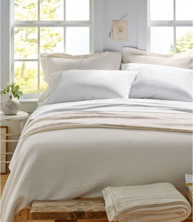 Organic Honeycomb Matelassé Coverlet - Image 4