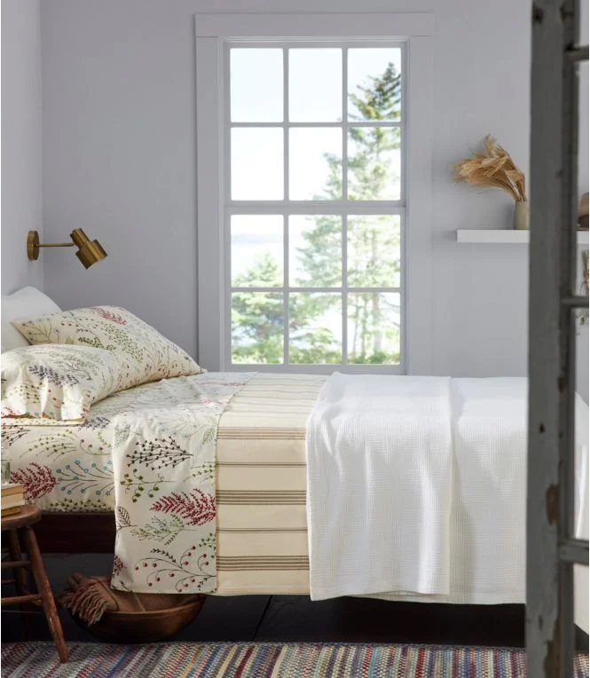 Vintage Matelassé Coverlet - Image 6