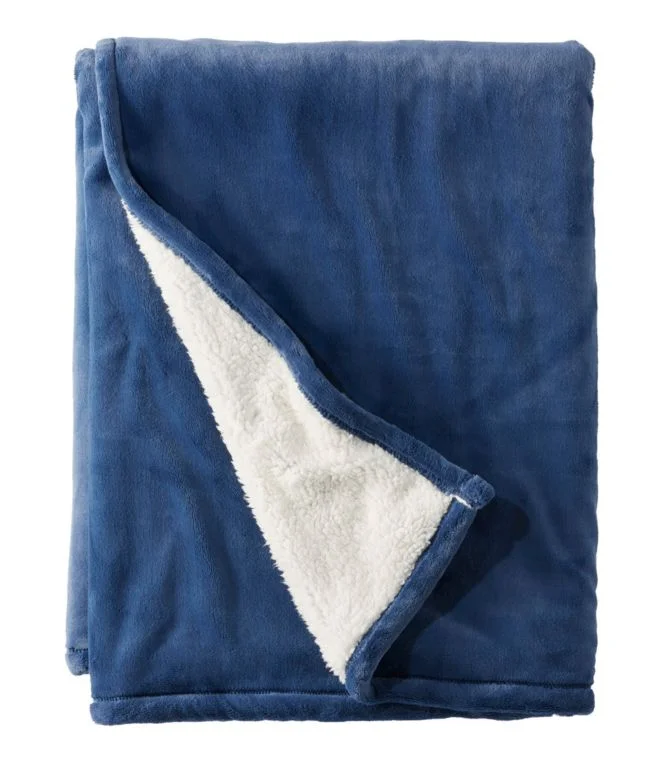 Wicked Plush Sherpa Throw - Image 8