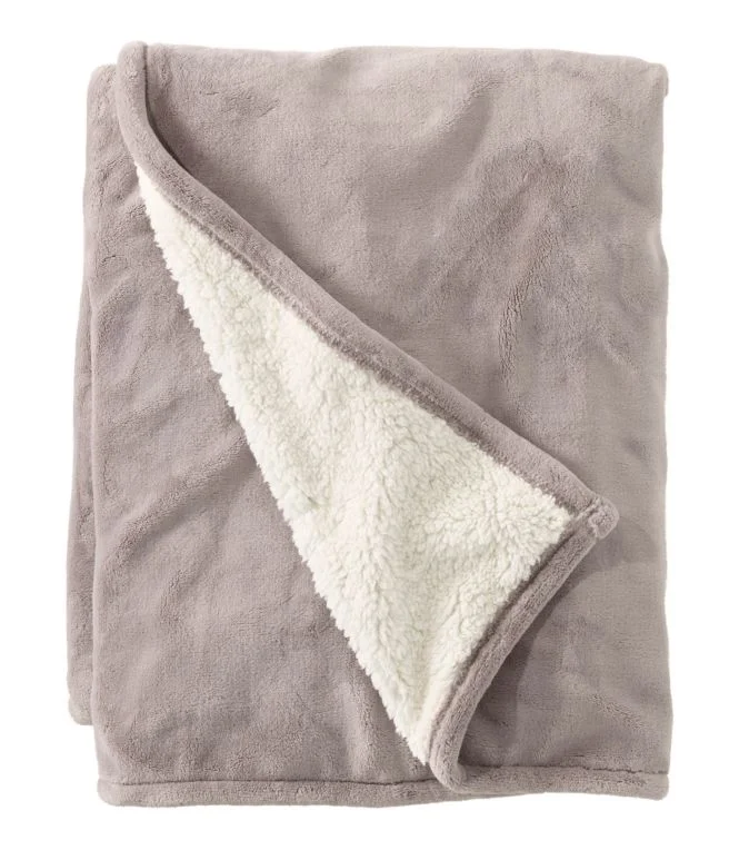 Wicked Plush Sherpa Throw - Image 10